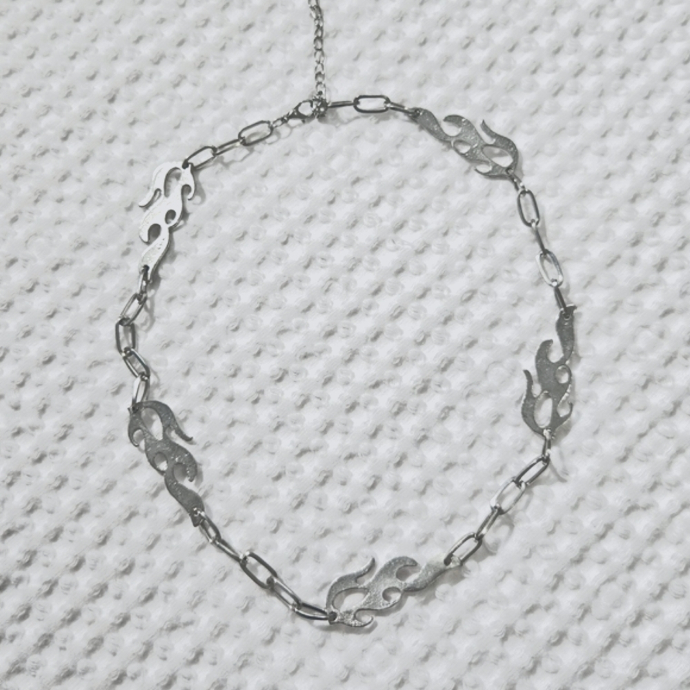 Stylish Silver Flame Necklace